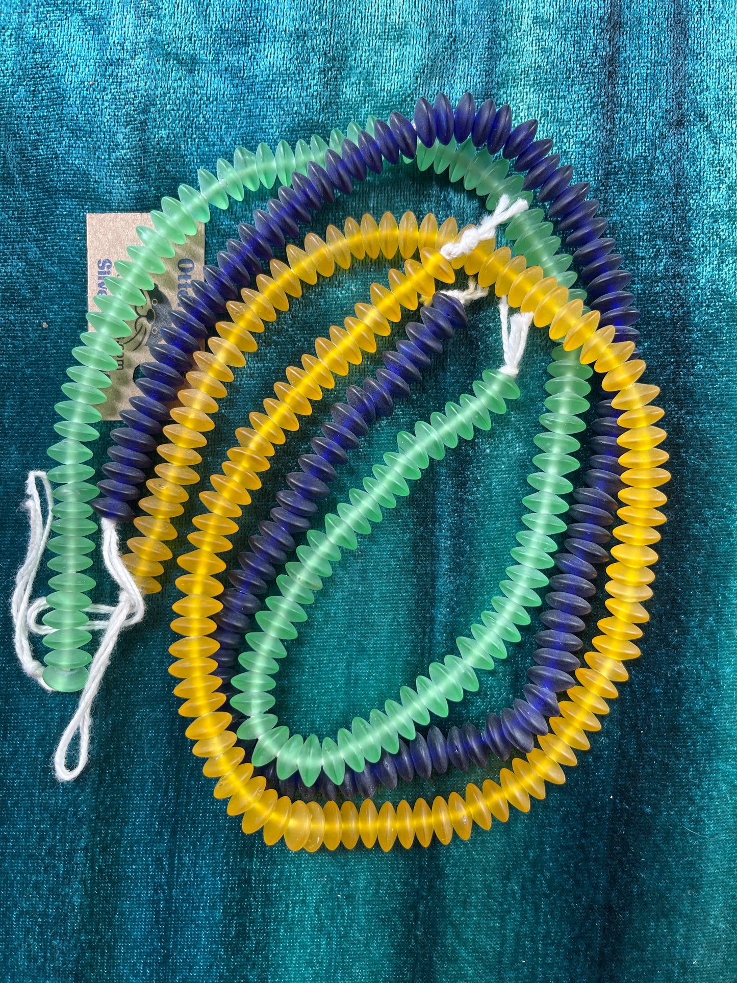 Rcld Glass Saucer Beads