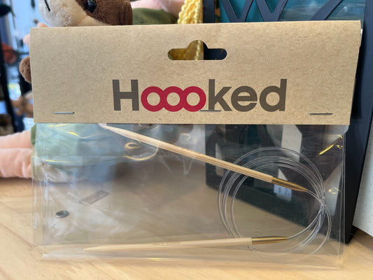 Circular knitting needles