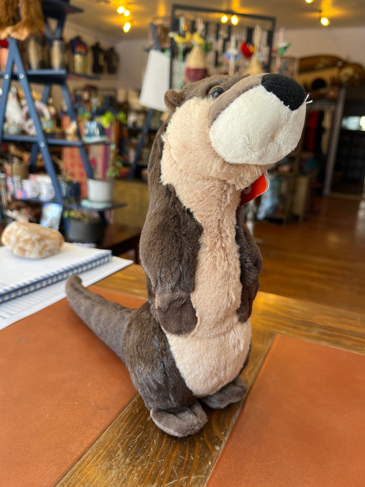 CK Mini Standing River Otter